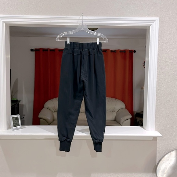 Gymshark Training Woven Joggers Drawstring Stretch Waist Women’s Size XS - Picture 2 of 6